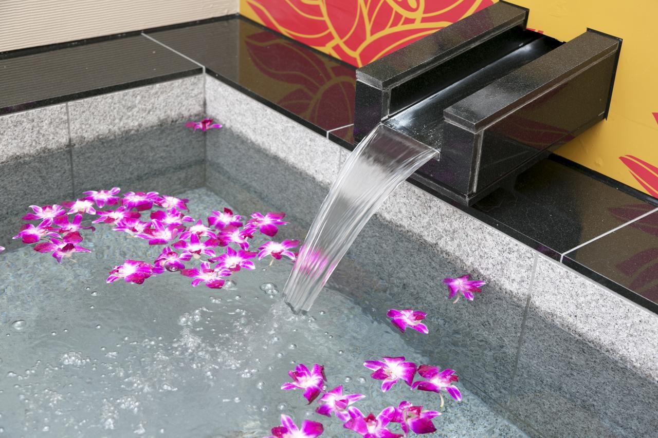 Hotel Lotus Kobe (Adults Only) Buitenkant foto