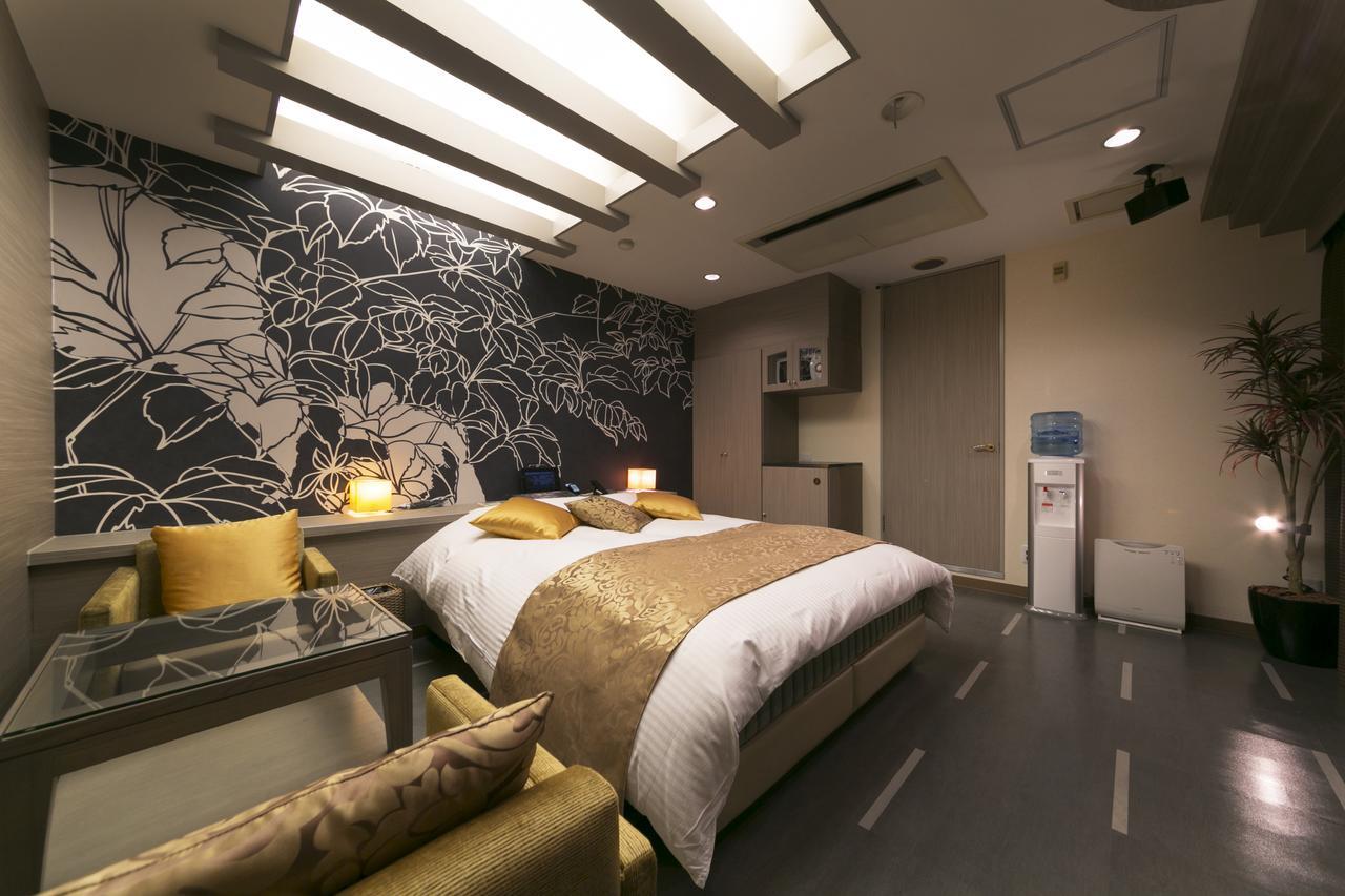 Hotel Lotus Kobe (Adults Only) Buitenkant foto